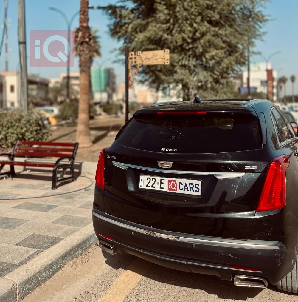 كاديلاك XT5